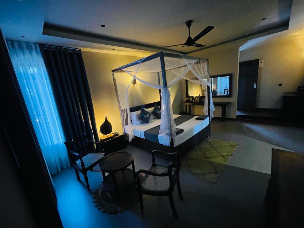 Bohemian Nest Hotel เนกอมโบ ภายนอก รูปภาพ