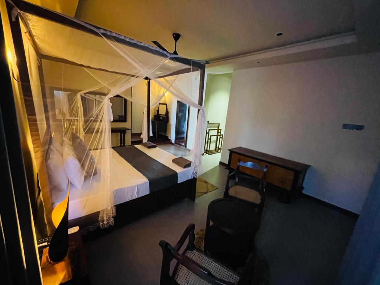 Bohemian Nest Hotel เนกอมโบ ภายนอก รูปภาพ